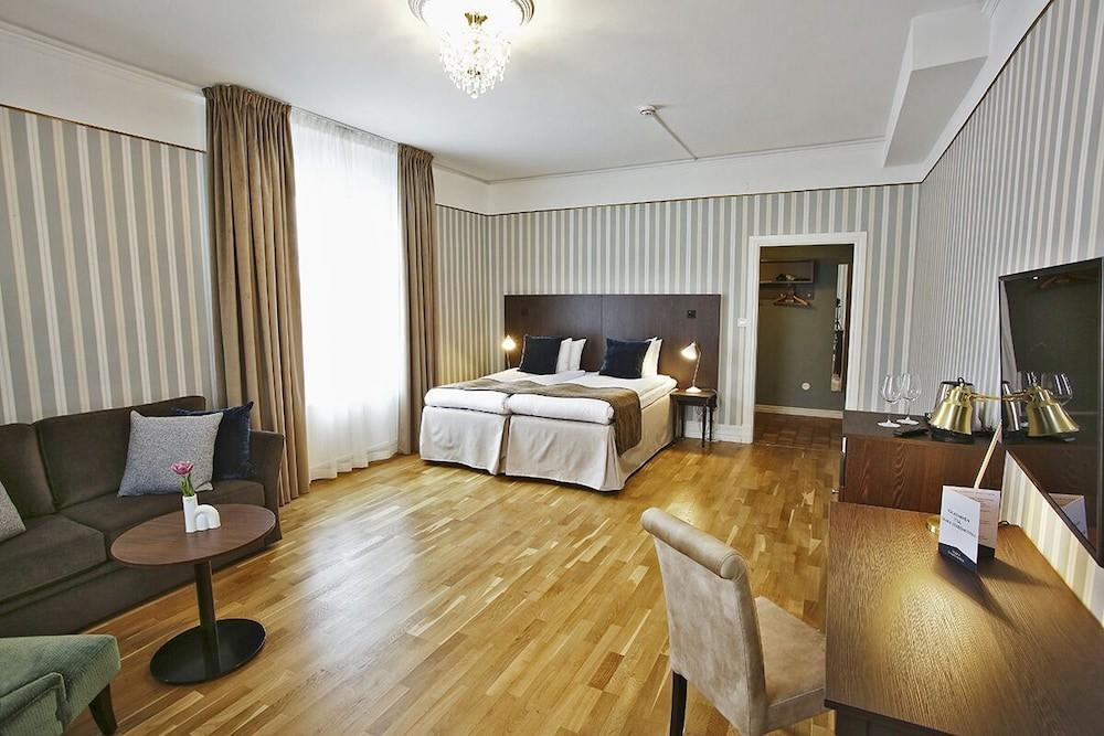 Skara Stadshotell 外观 照片