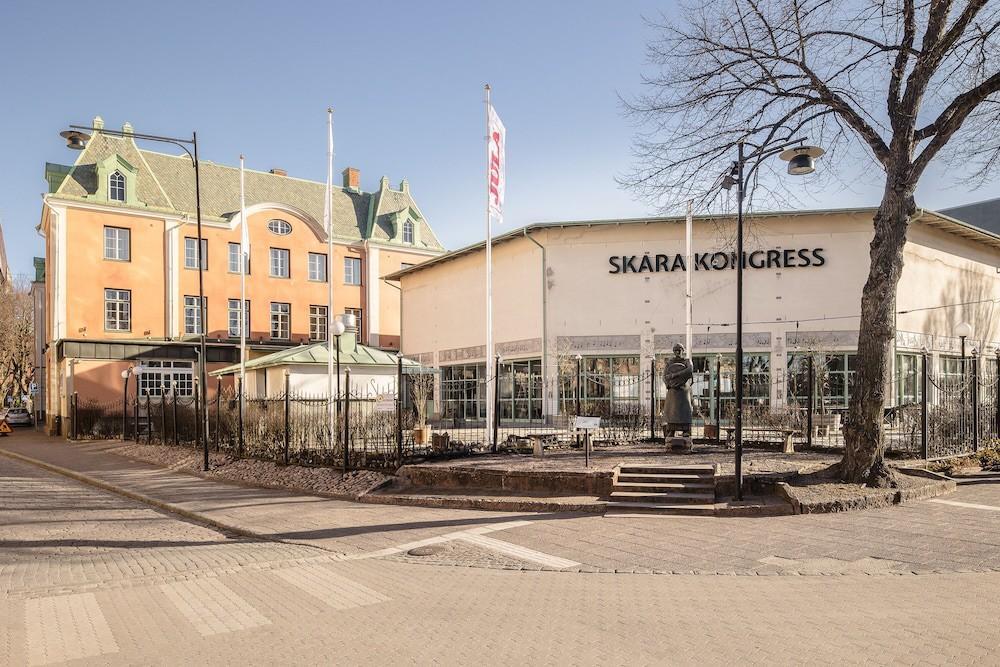 Skara Stadshotell 外观 照片