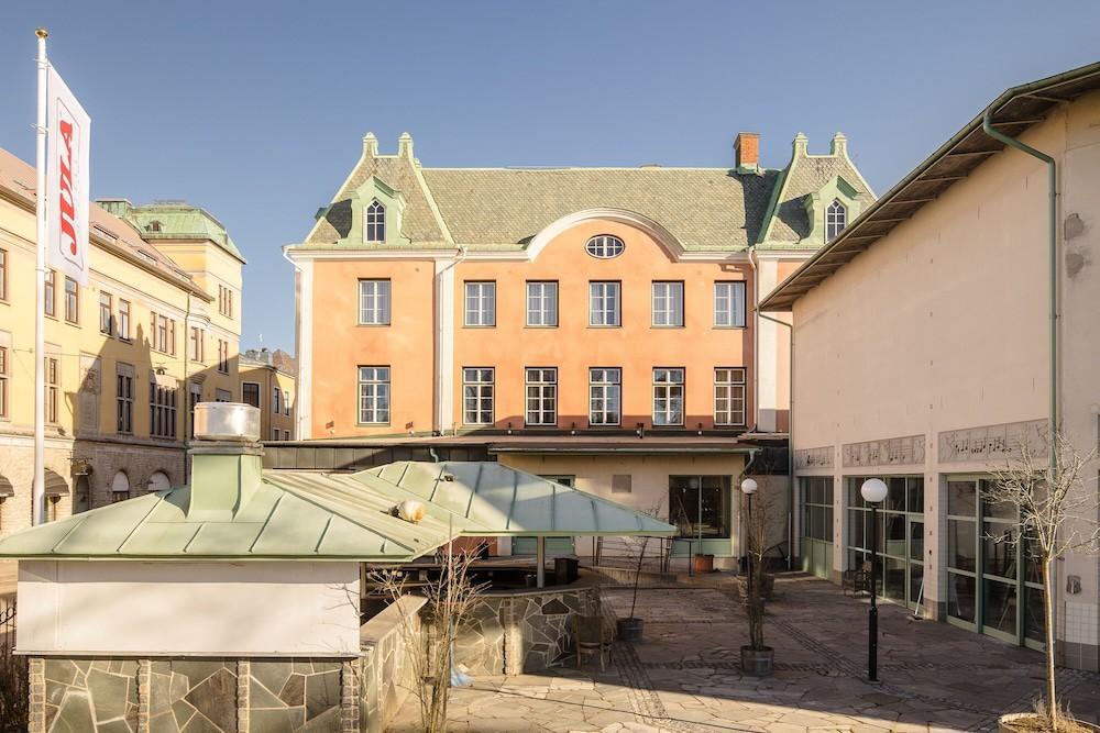 Skara Stadshotell 外观 照片